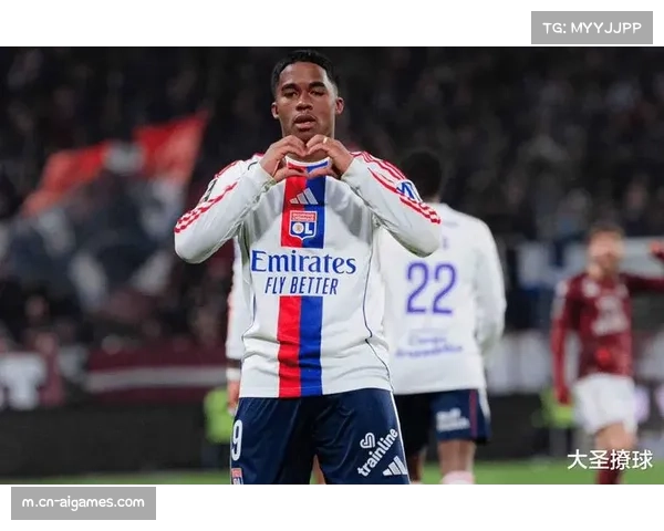 恩德里克点球命中完成帽子戏法，里昂5-2客胜